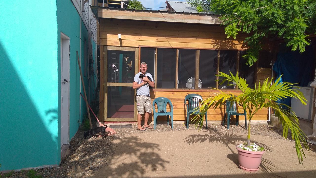 Placencia Hostel 외부 사진