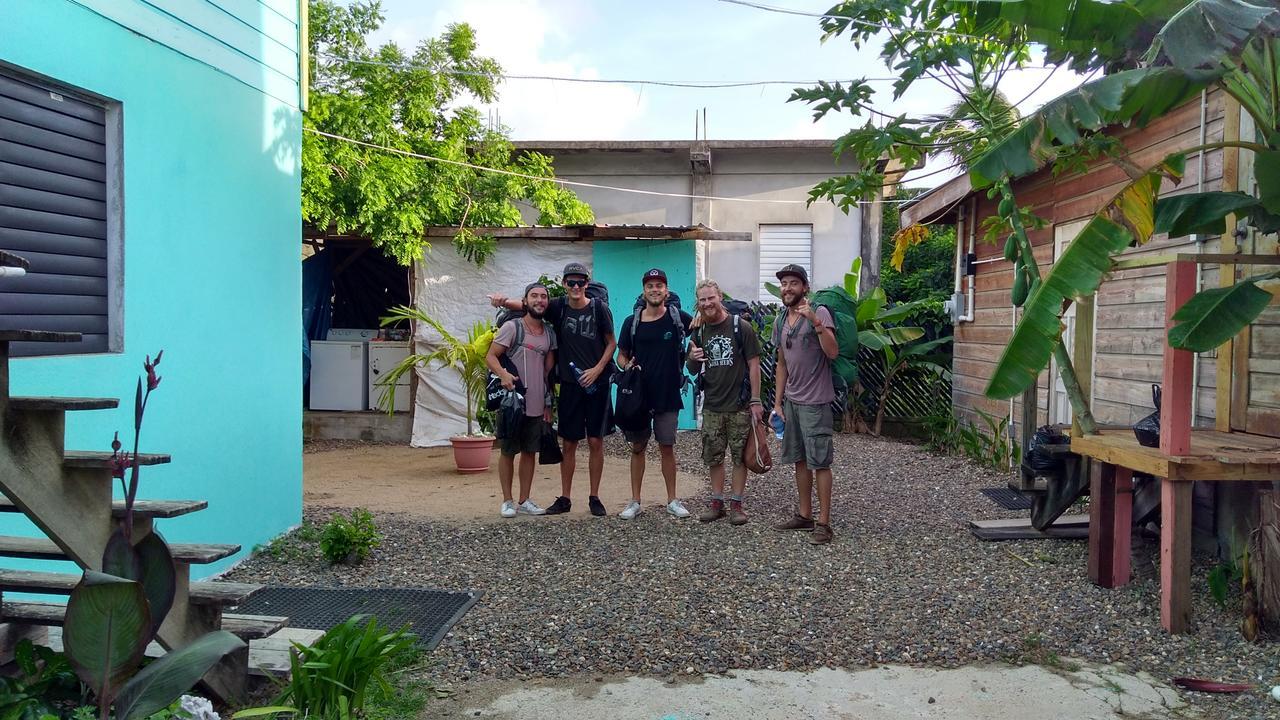 Placencia Hostel 외부 사진